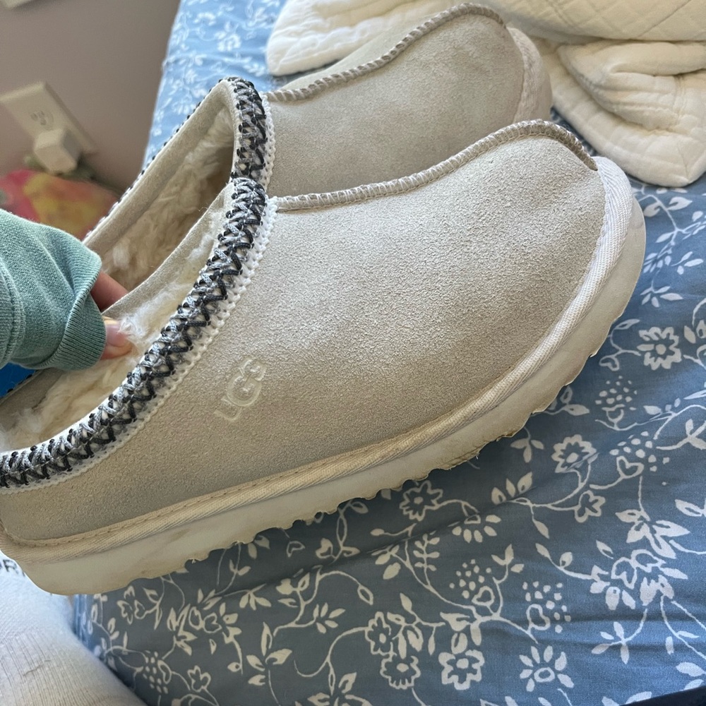 white tasman uggs